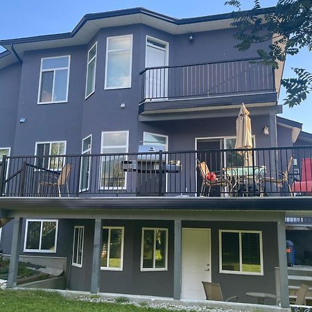 2 Bedroom Suite With Full Kitchen Revelstoke Buitenkant foto