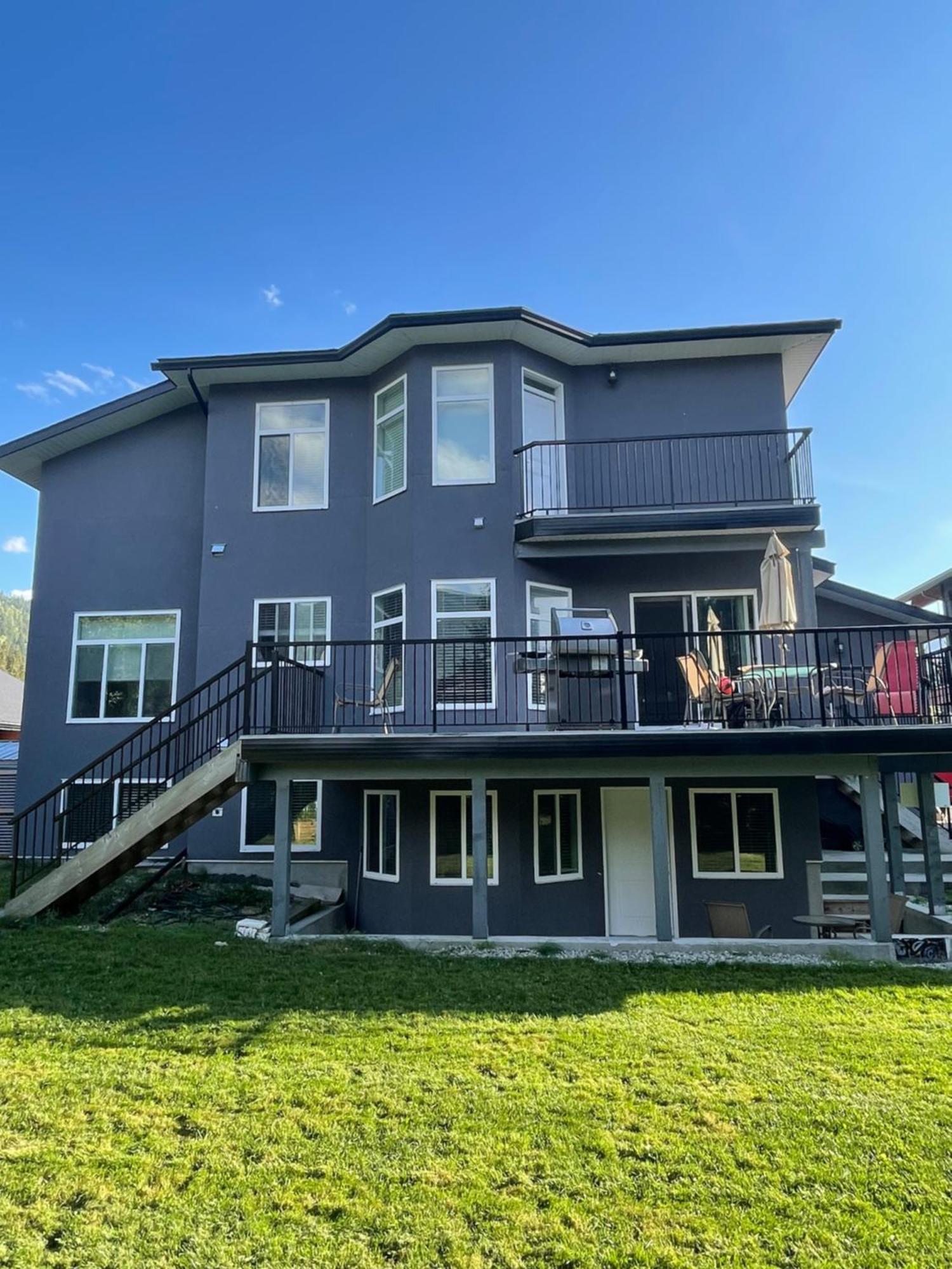 2 Bedroom Suite With Full Kitchen Revelstoke Buitenkant foto